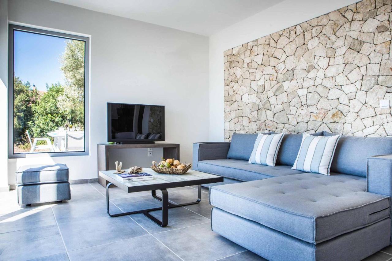 Vlachata Villa Della Luna מראה חיצוני תמונה